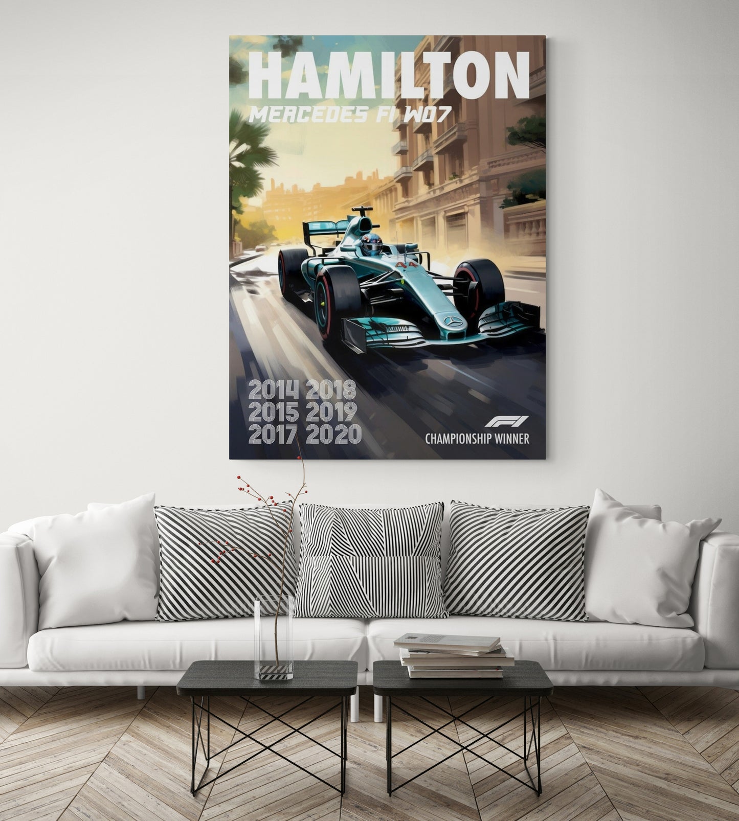 HAMILTON MERCEDES F1 WO7